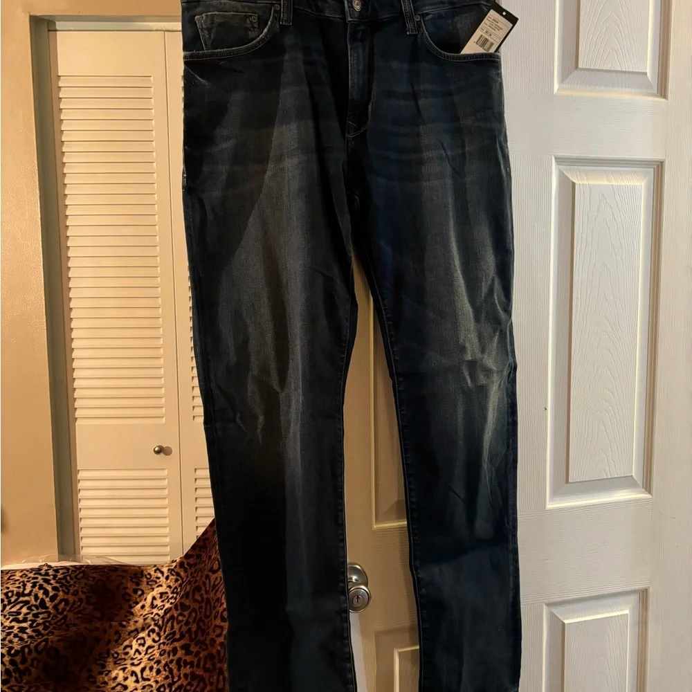 MAVI MALE JEANS.